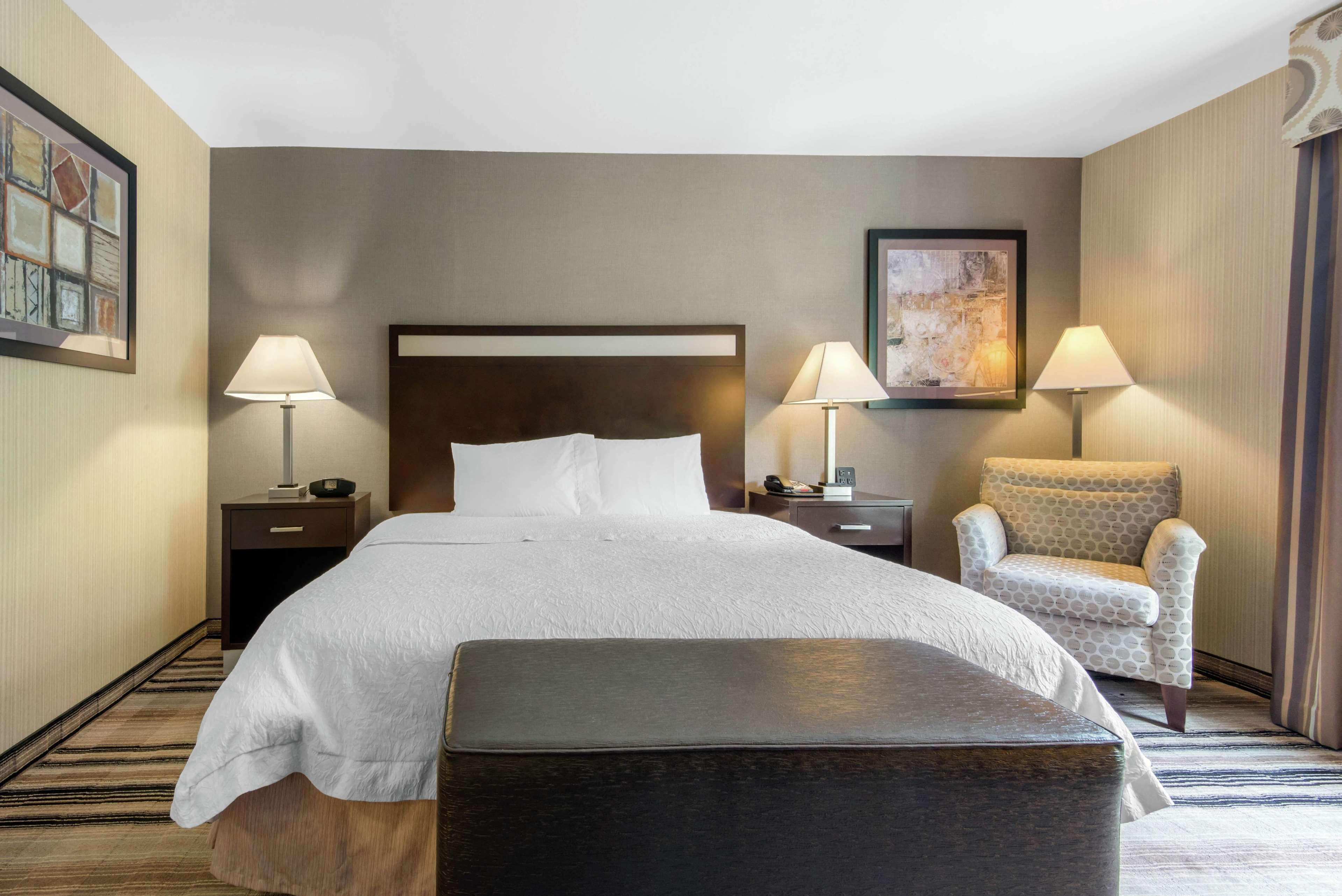 Hampton Inn Мийдвил Екстериор снимка