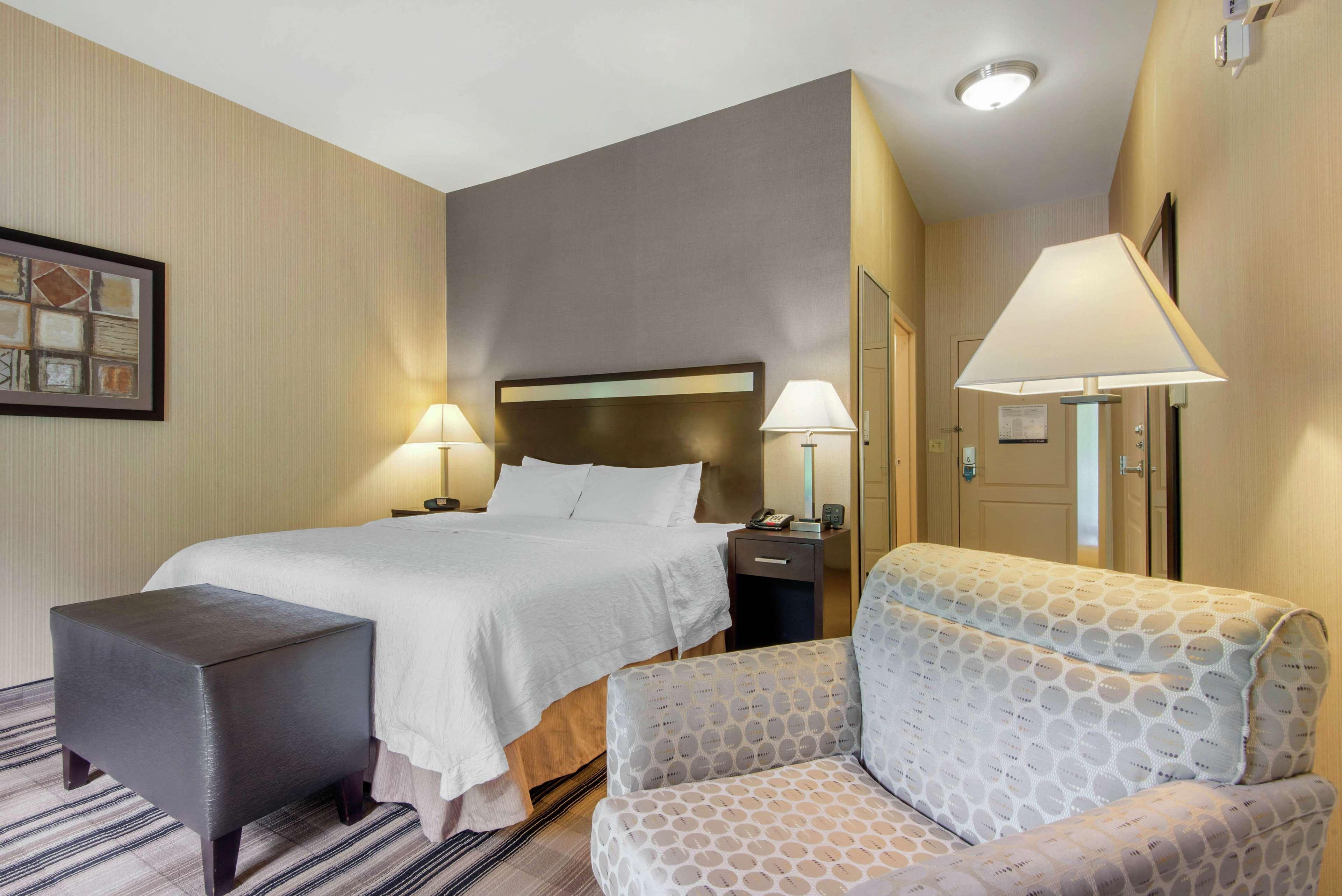 Hampton Inn Мийдвил Екстериор снимка