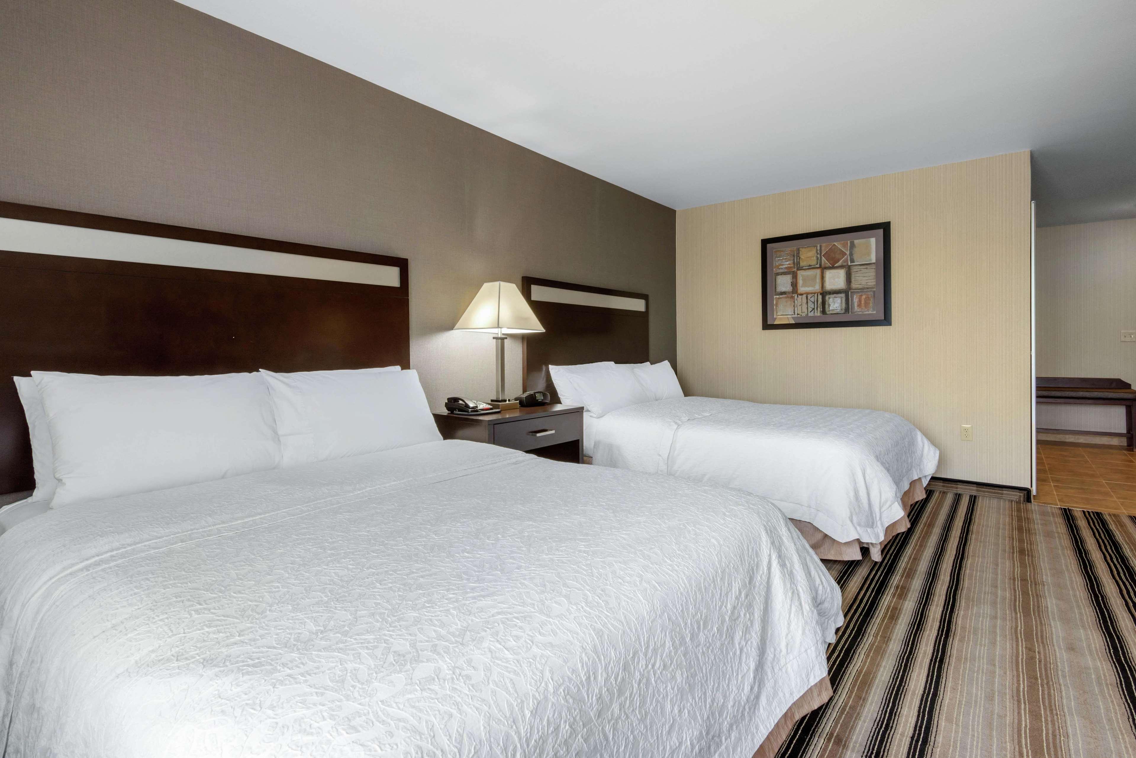 Hampton Inn Мийдвил Екстериор снимка