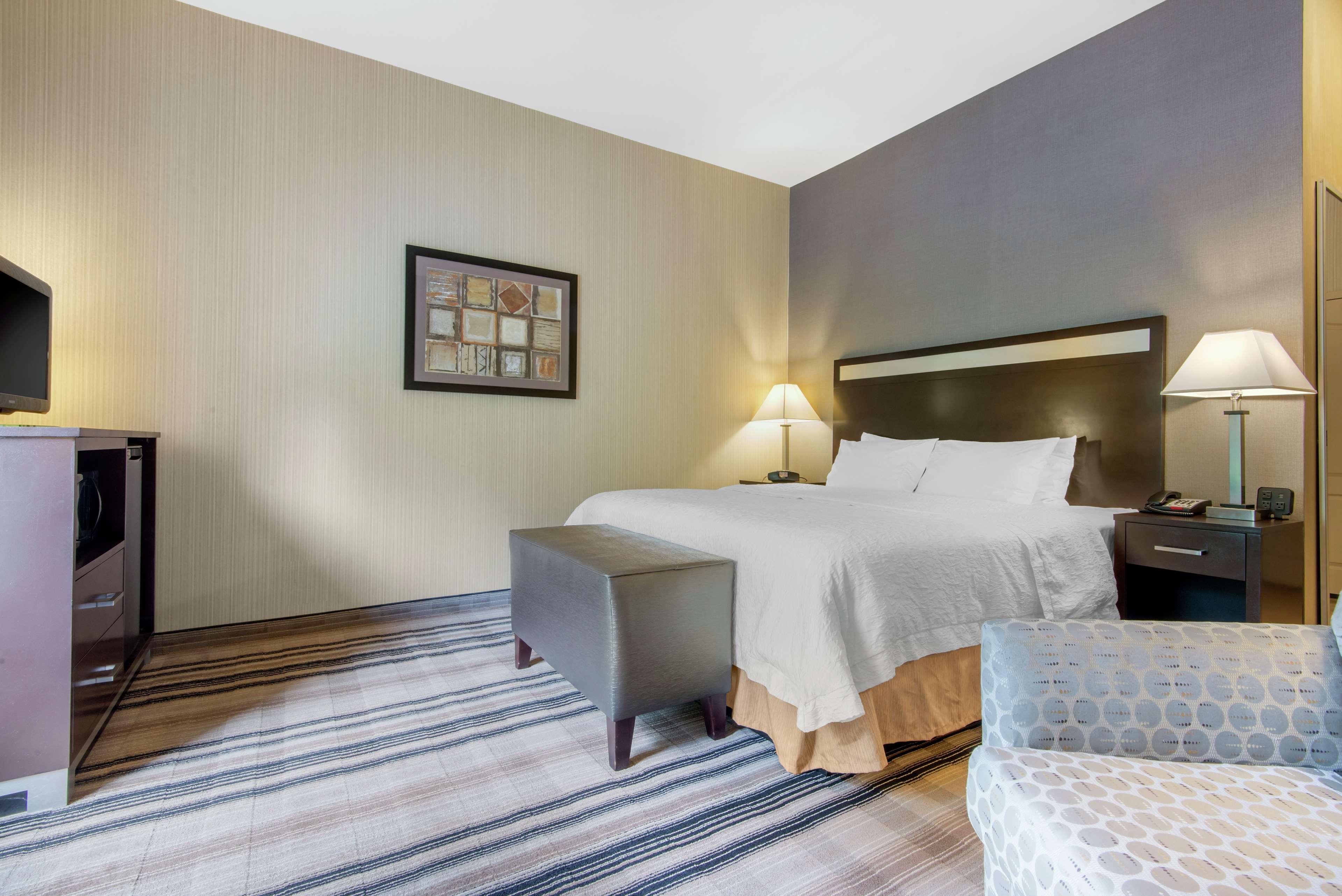 Hampton Inn Мийдвил Екстериор снимка