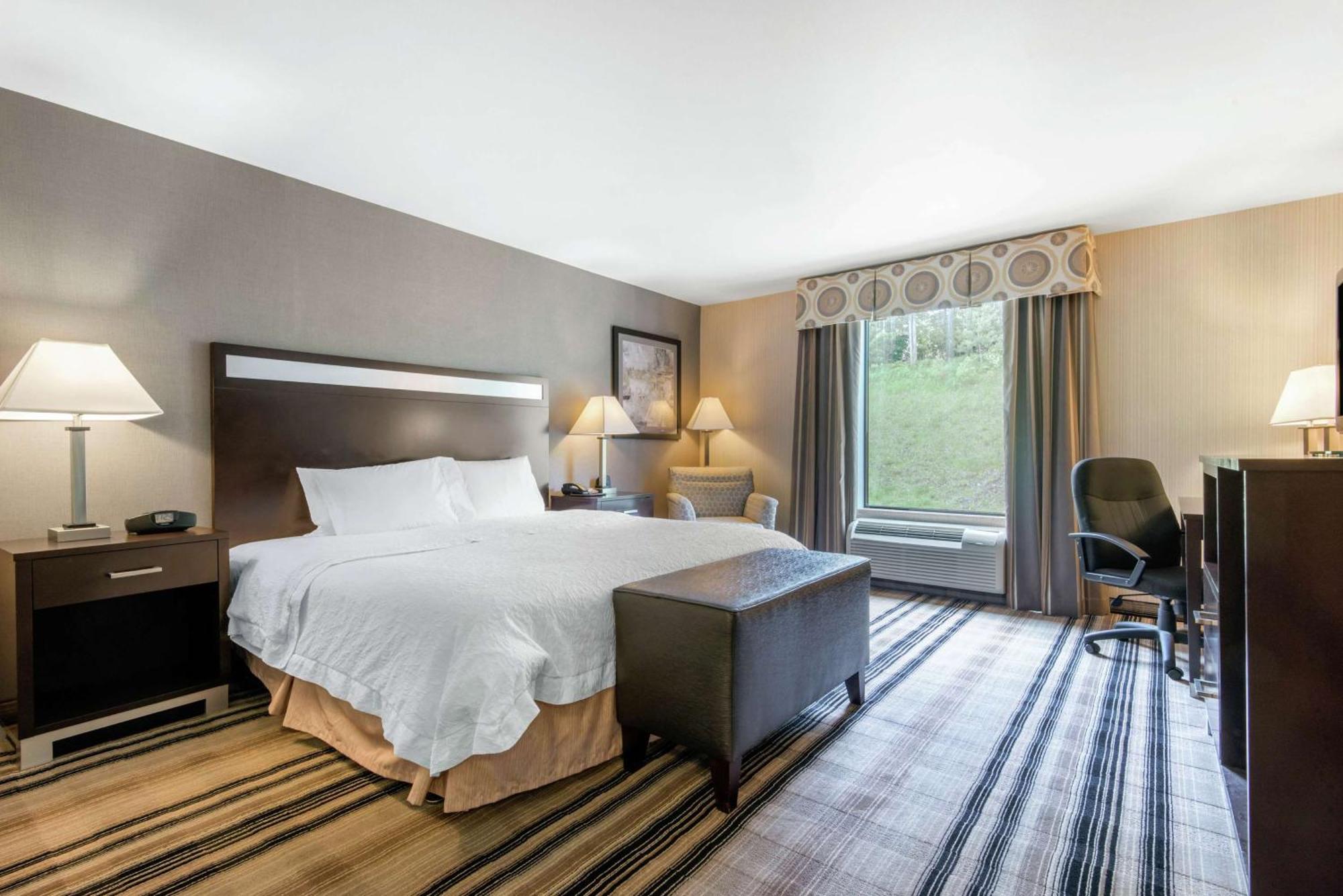 Hampton Inn Мийдвил Екстериор снимка